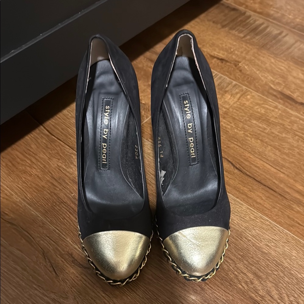 Black pump heels